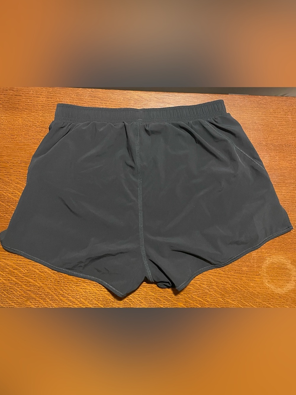 ALO Yoga Graphite Grey Lightweight Athletic Shorts with Drawcord - Picture 2 of 3